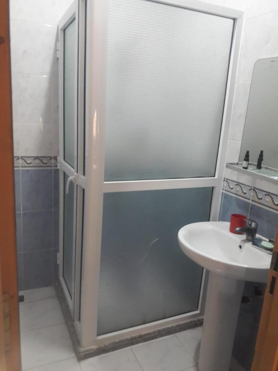 Akama Almstkbl Alkraa Alyumi Shka Mfrosha Tnga Apartment Tangier Bagian luar foto